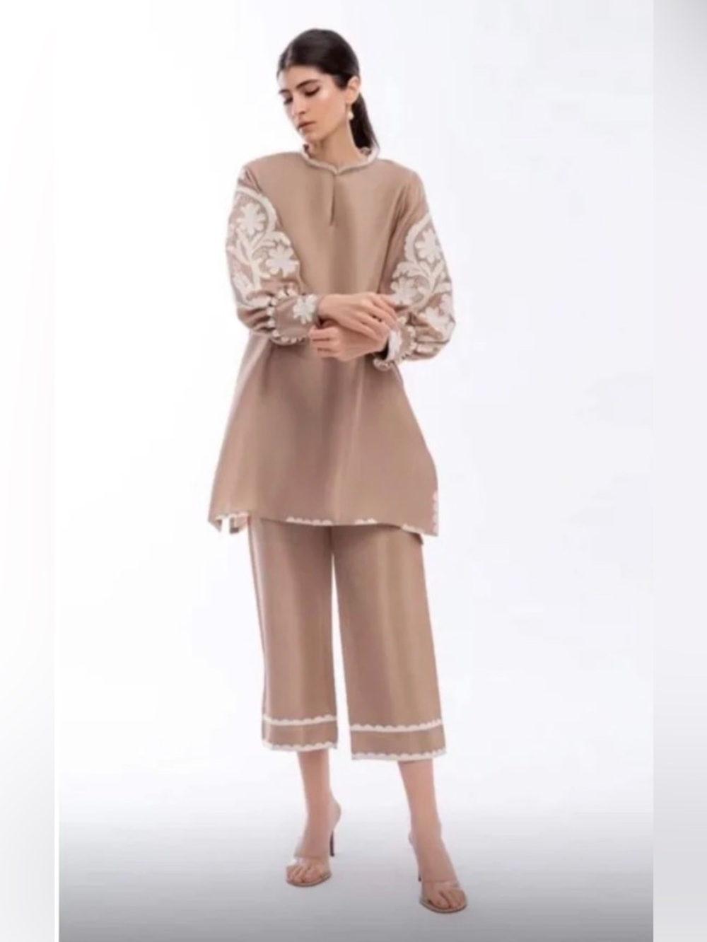 Sania Maskatiya semi formal dress